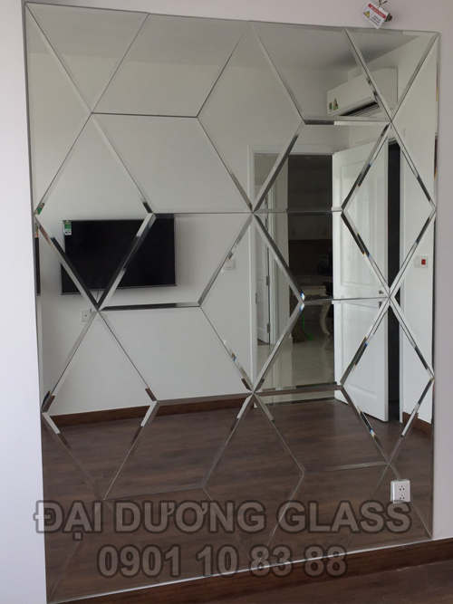 Gương dán tường trang trí cho Spa 3