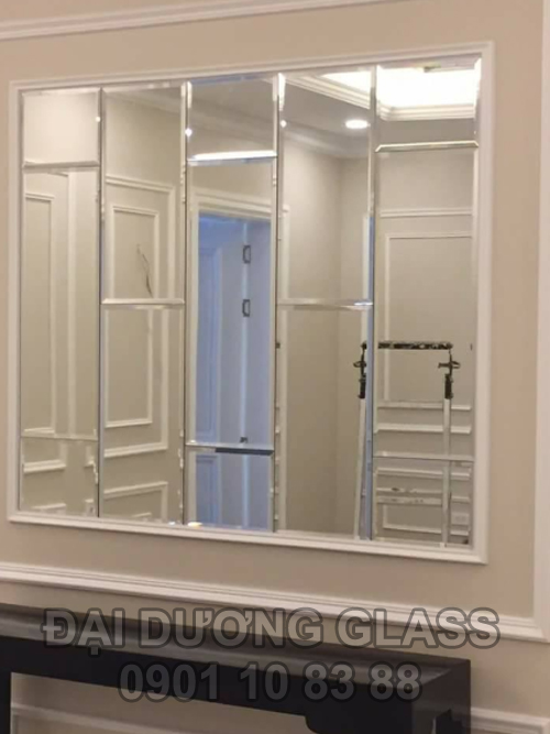 Gương ghép trang trí spa