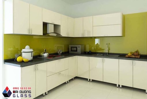 Kính Màu Ốp Bếp