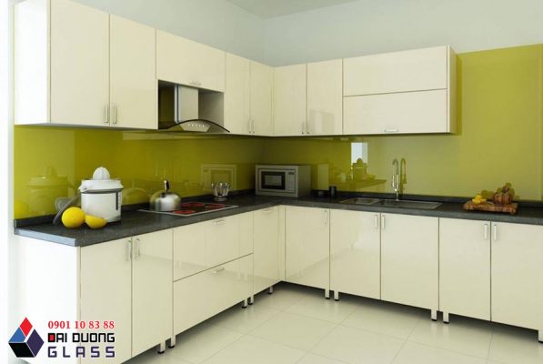 Kính Ốp Bếp Màu Vàng Chanh
