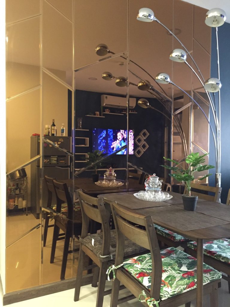 Gương Ghép Trang Trí Phòng Khách