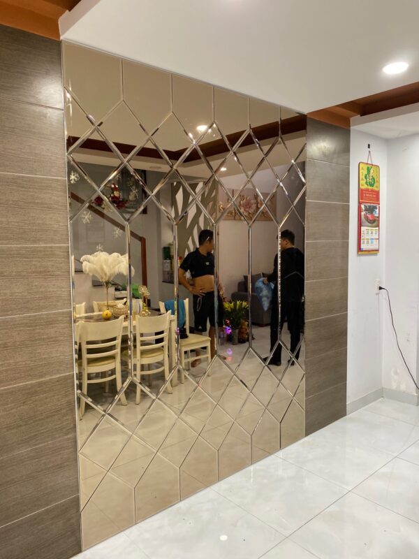 Gương Ghép Trang Trí Phòng Khách