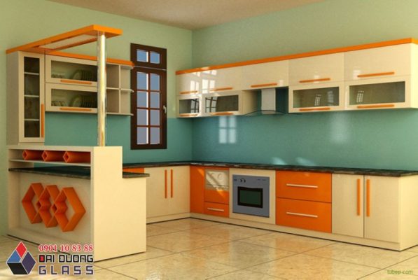 Kính ốp bếp sang trọng và hiện đại tại TPHCM