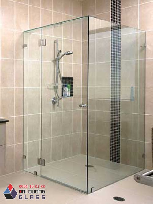 Sử dụng vách kính phòng tắm tại TPHCM sẽ giúp không gian phòng tắm của bạn trở nên sang trọng và đẳng cấp hơn bao giờ hết. Tối ưu hóa diện tích, thuận tiện cho việc vệ sinh và bảo trì, vách kính phòng tắm tại TPHCM đáp ứng tất cả các tiêu chuẩn an toàn và mang lại trải nghiệm tuyệt vời cho người sử dụng.
