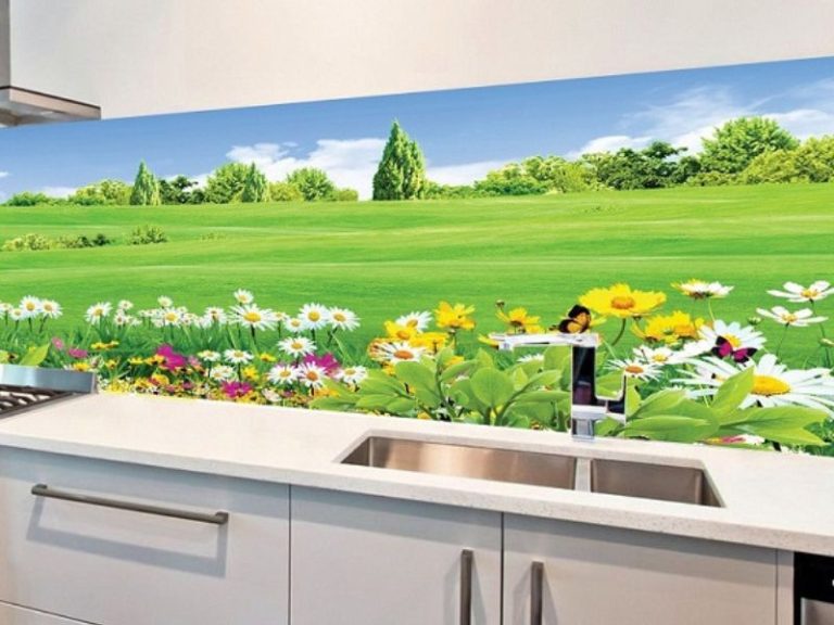 tranh kính ốp bếp thiên nhiên