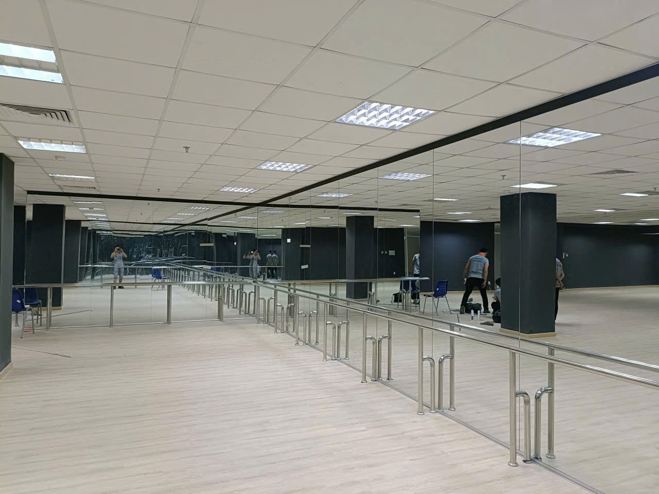 Lắp Gương Phòng Tập Nhảy Giá Rẻ Tphcm 2 Phòng Tập Nhảy