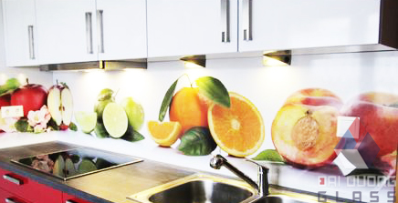 100+ Mẫu kính màu ốp bếp, ốp tường sang trọng 27 kính màu ốp bếp