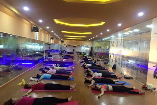 Gương Phòng Tập Yoga 15 Gương soi phòng tập yoga