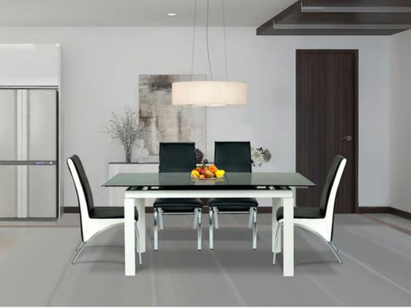 Một số loại bàn ăn kính