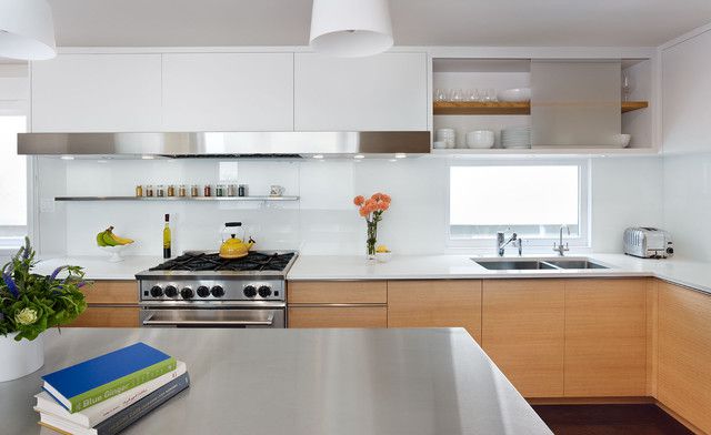 Các hãng nội thất bếp nổi tiếng tại Việt Nam 5 Kính ốp bếp màu trắng sữa