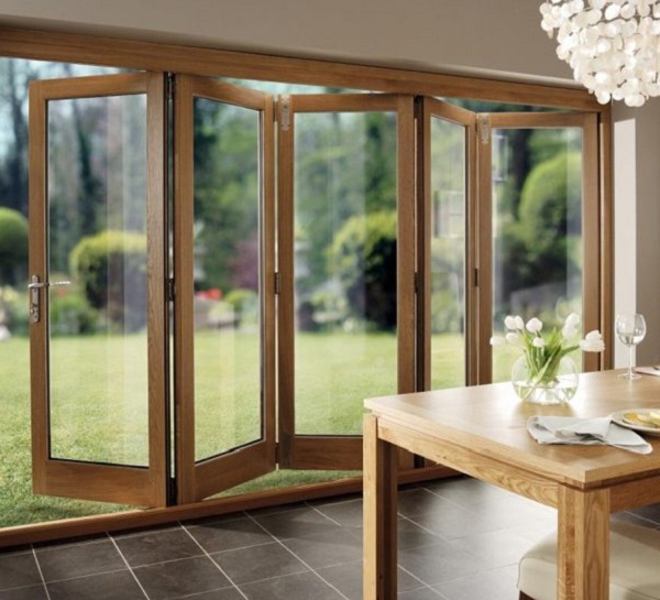 Các loại cửa nhôm kính đẹp, sang trọng, màu gỗ