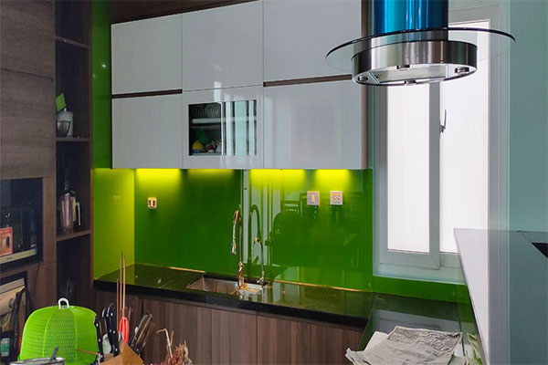 Kính ốp bếp Bình Dương