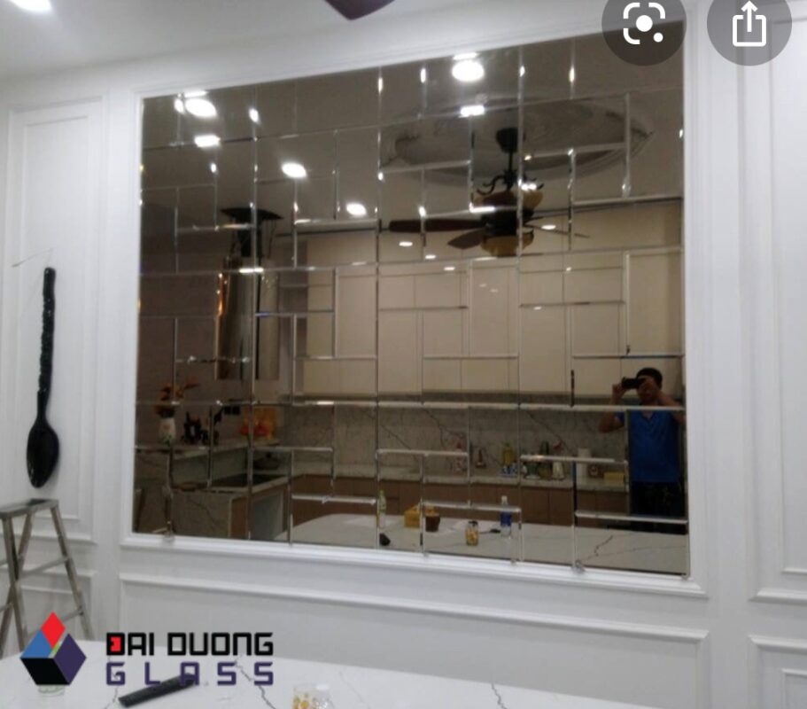 Gương Ghép Trang Trí Showroom